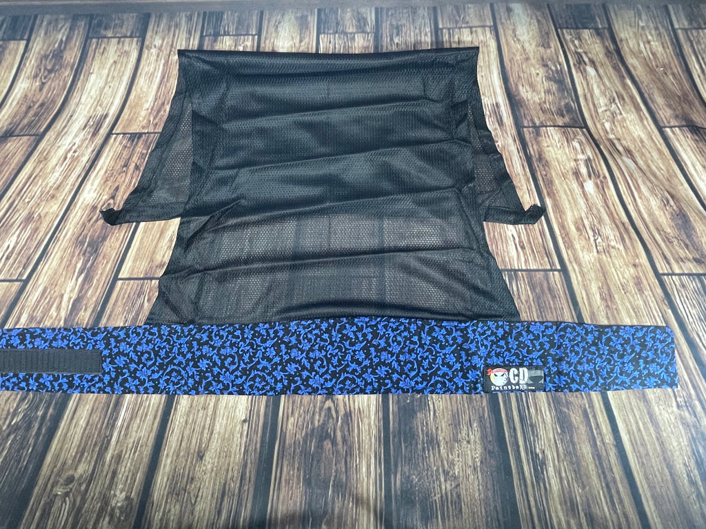 Fleur De Lis w/Black Mesh
